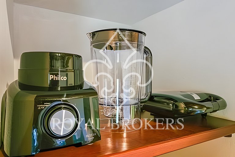Chalé p/ família com lareira, sauna e piscina