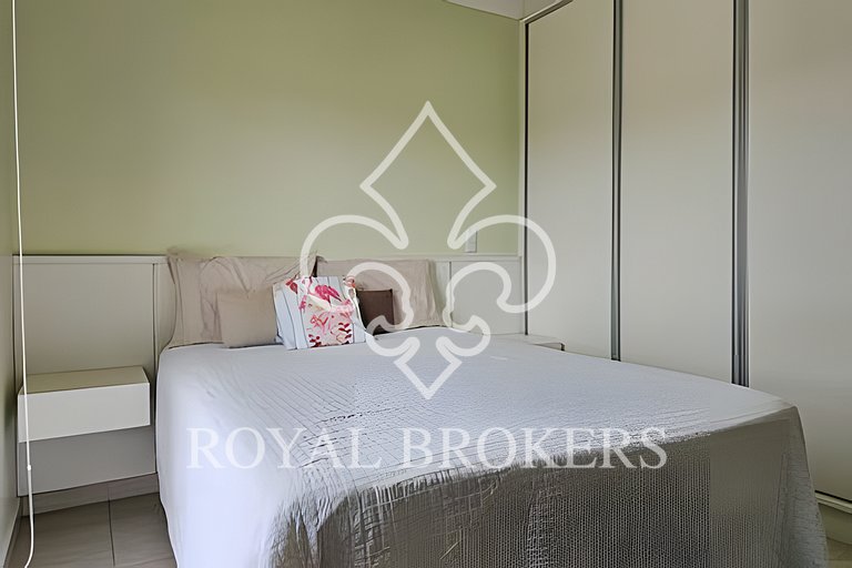 Apto prox. ao aquário Itaguá – 3 dorm. / 2 carros