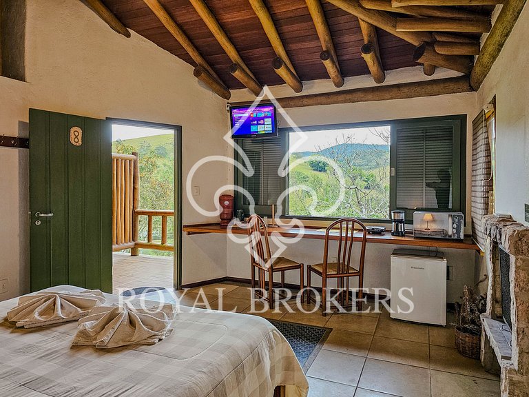 Chalé p/ casal com lareira, sauna e piscina